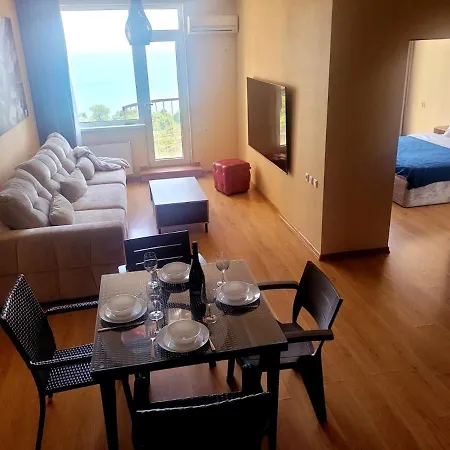 Arkadia Sea View, Balcony, Jacuzzy, 75