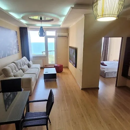 Apartment Arkadia Sea View, Balcony, Jacuzzy, 75